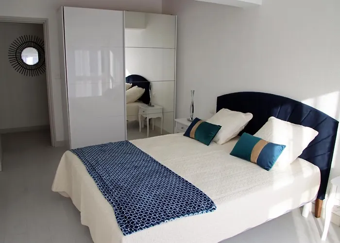 Apartment Gina Hyper-centre 2-4 P