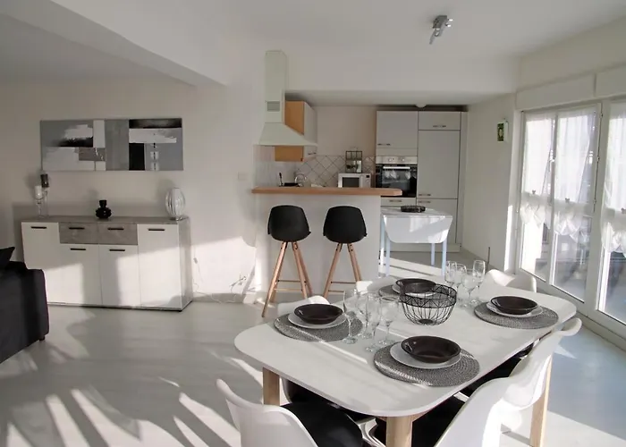 Apartment Gina Hyper-centre 2-4 P